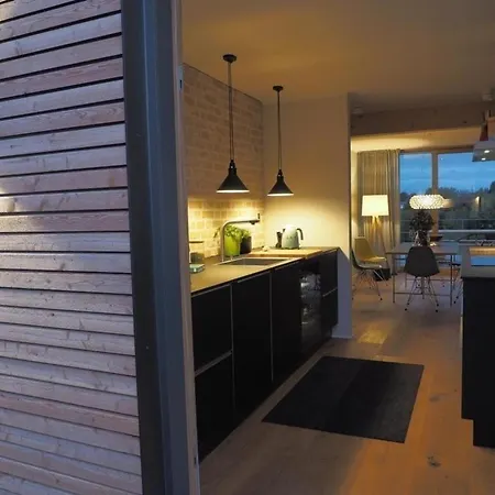 Exklusives In Huppenbroich Mit Terrasse, Grill Und Garten Nyaraló *